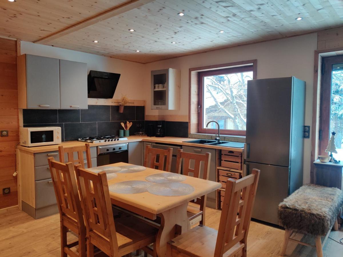 L'Appartement Montagnard D'Estelle 4-6 Personnes Lanslebourg-Mont-Cenis Exterior photo